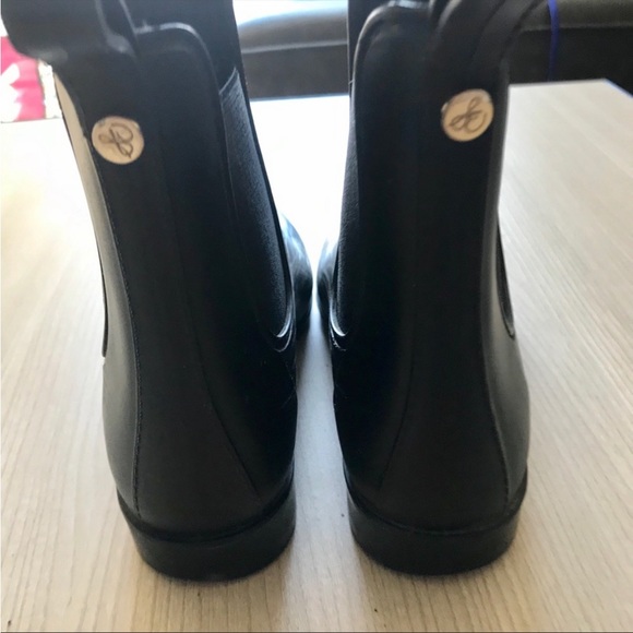 Sam Edelman Black Rain-boots - Picture 2 of 4